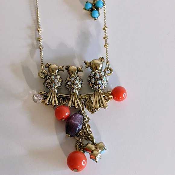 Betsey J "Betsey Delicates" Birds Necklace/Earrings - Picture 4 of 10